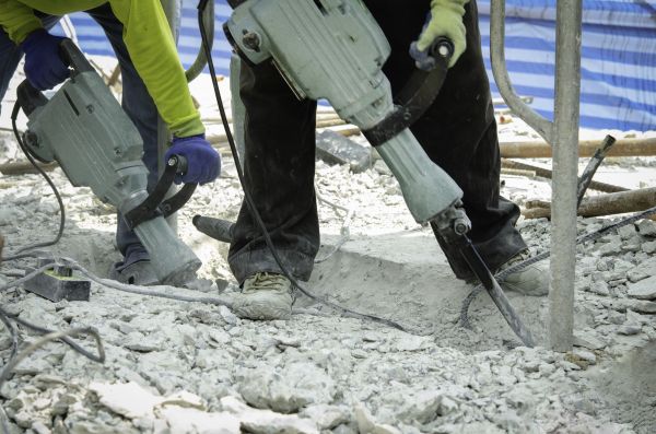Slabjacking Service in Englewood
